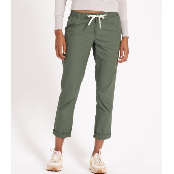 Vuori Green Straight Leg Pants - Picture 1 of 12